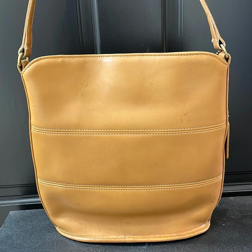 Coach Tan Leather Shoulder Bag - Picture 8 of 16